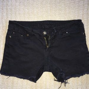 Rue 21 black frayed jean shorts